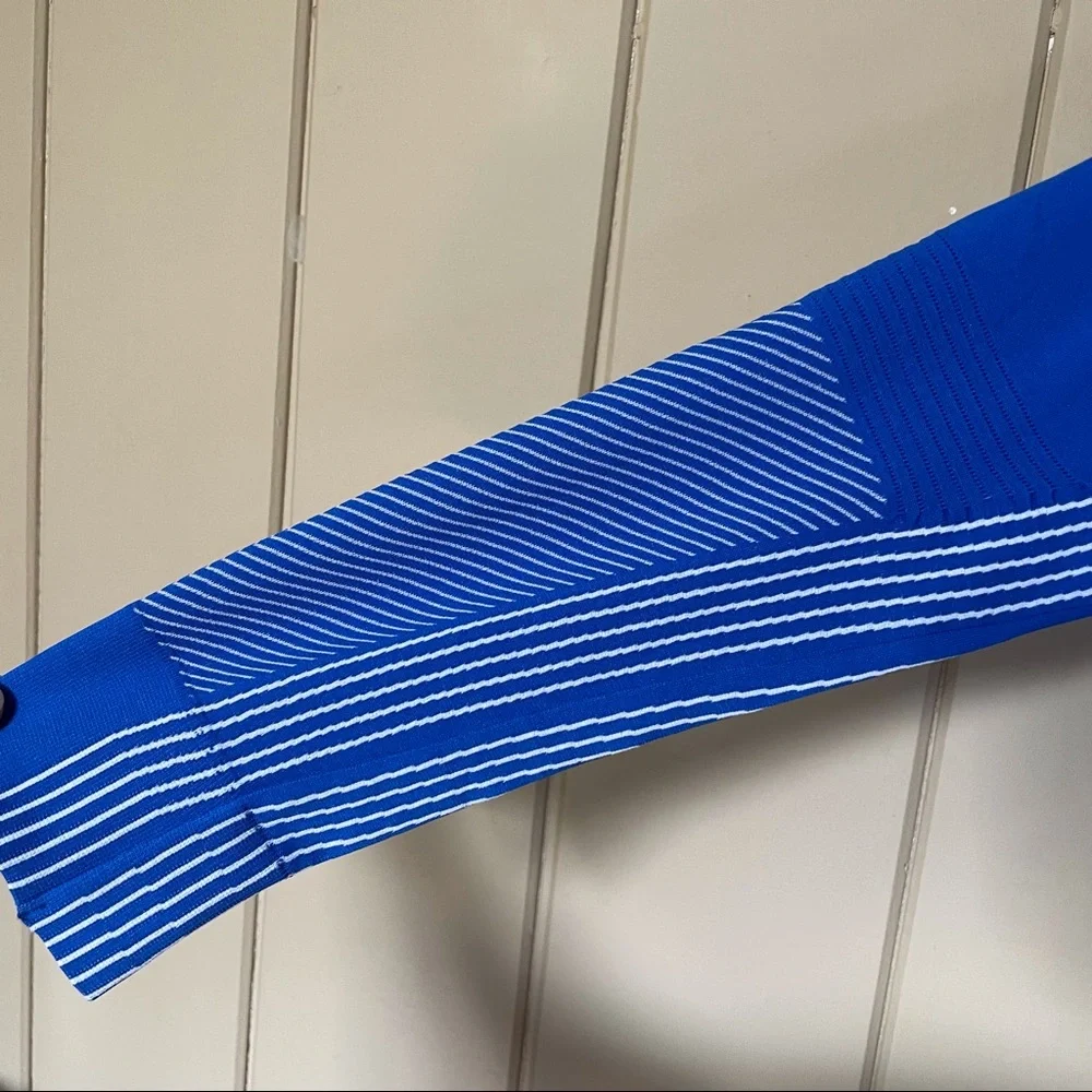 Blue Nike Dri Fit Stay Cool Long Sleeve Blue and white Large - Picture 4 of 5